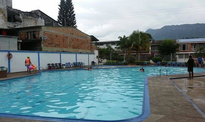 Hotel las cascadas de villeta