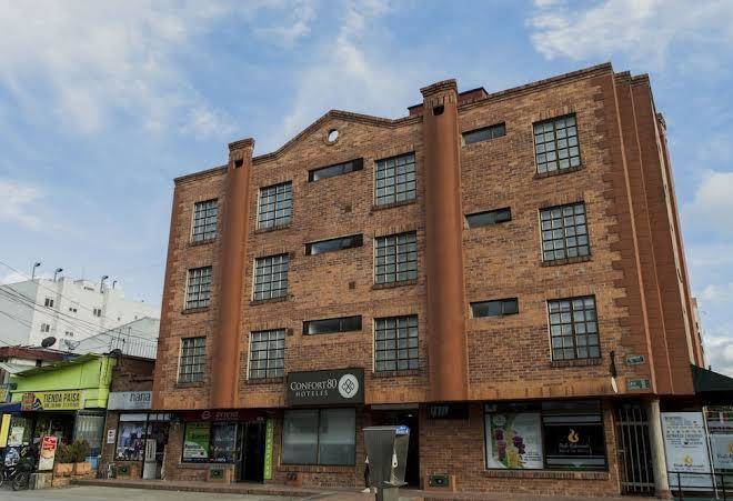Hotel Confort 80 Castellana Image