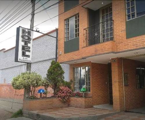 Hotel los balcones
