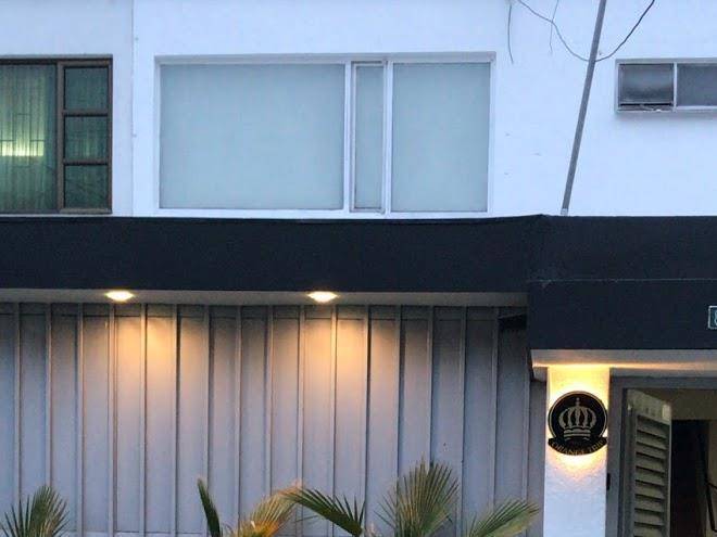 Hotel orange trip