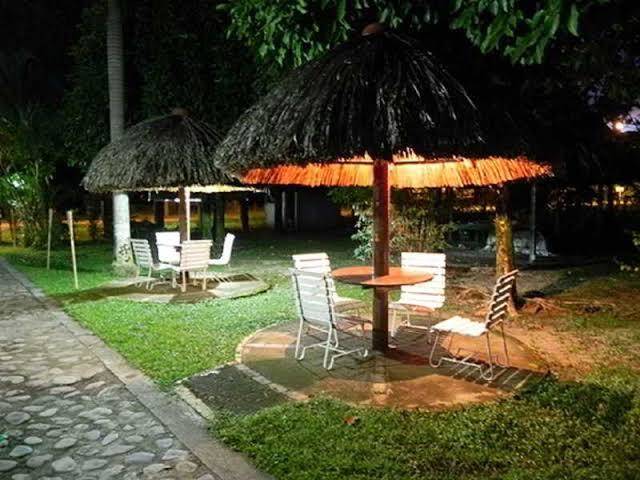 Hotel los caballos