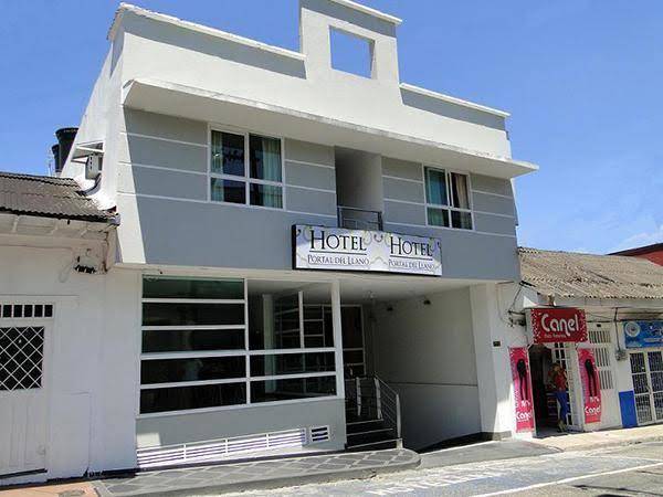 Hotel portal del llano