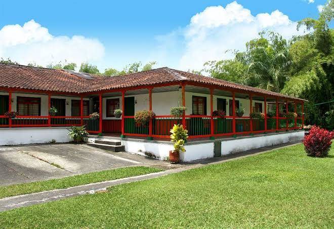 La floresta hotel