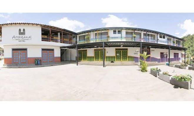 Hotel arrayanal