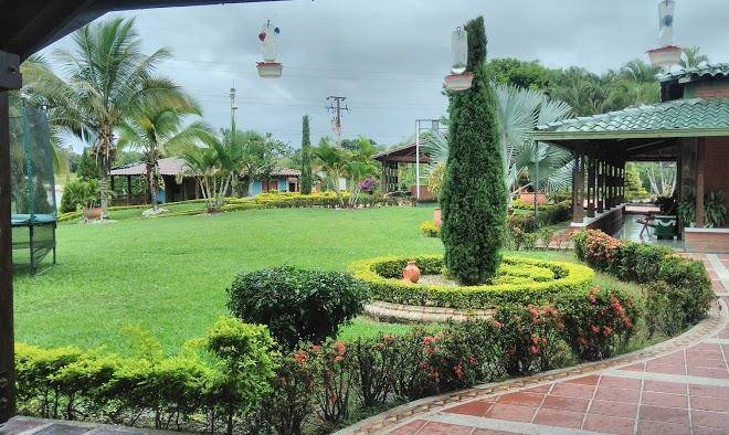 Hotel alto de los aves