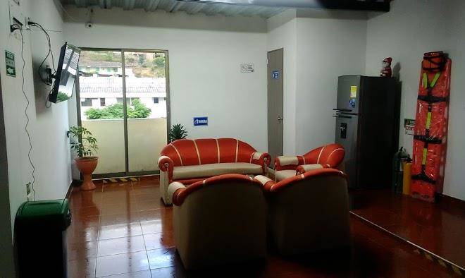 Hotel Continentalmarin Image