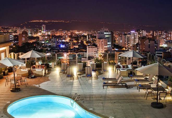 Hotel dann carlton