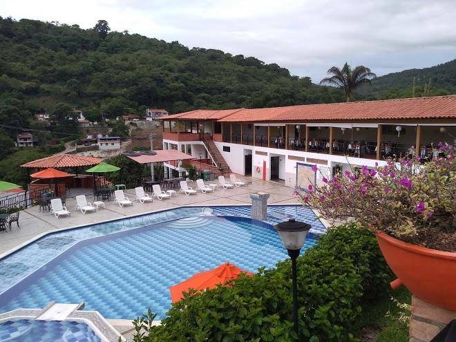 Hotel la montana