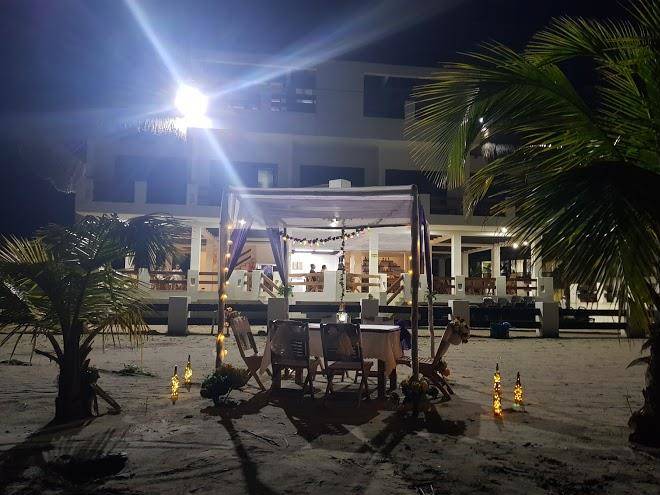 Hotel y restaurante las palmeras