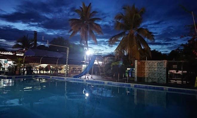 Hotel Sanvalay Inn Image