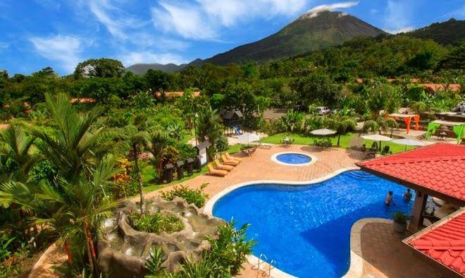 Volcano lodge hotel & thermal experience