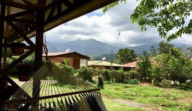 Rio celeste backpackers