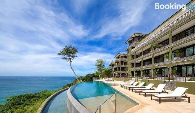 360 splendor del pacifico residences