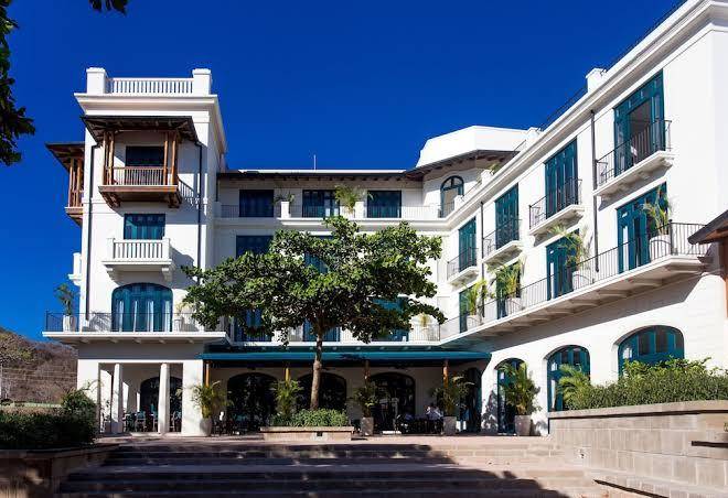 Santarena hotel