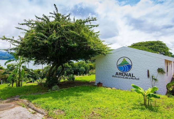 Arenal volcano lake hotel