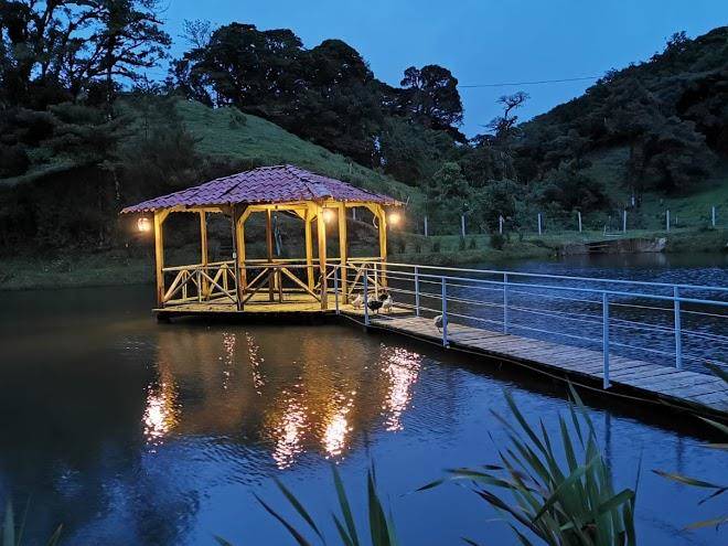 Burbi lake lodge