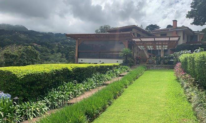 Finca paraiso mountain retreat