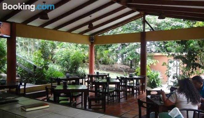 Restaurante brisas del rio