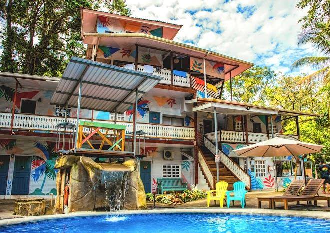 Selina hostel puerto viejo