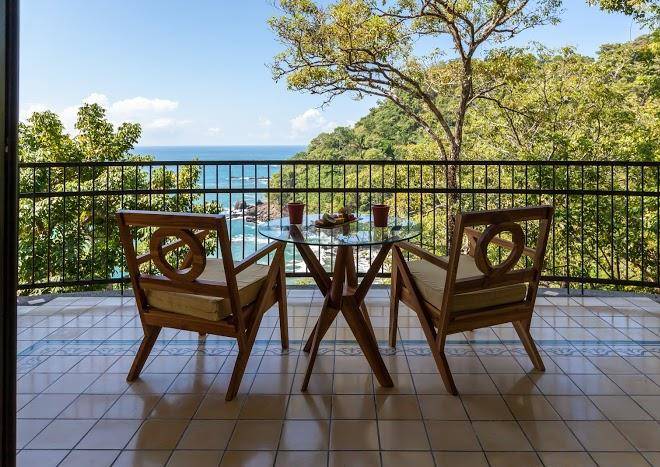 Arenas del mar beachfront & rainforest resort
