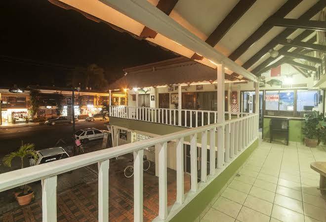 Cadillac rock beach hotel