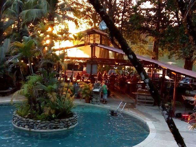 Rio Lindo Hotel Pool Bar Image