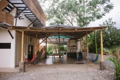 Tarzan jungle home