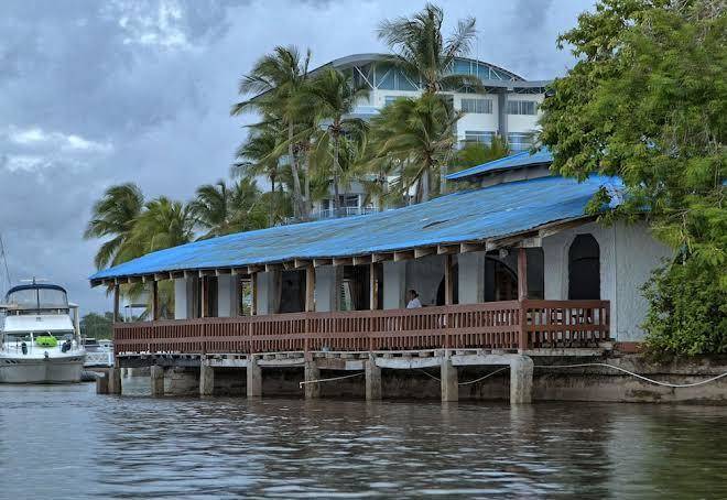 Hotel y restaurante porto bello