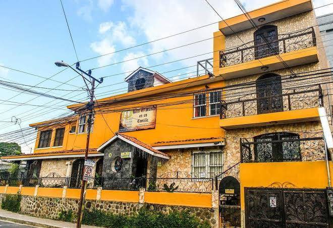 Hotel el mundo en un castillo