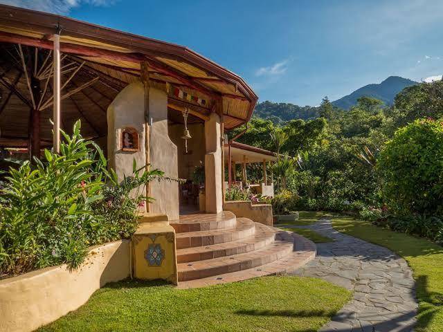 Rio chirripo lodge & retreat