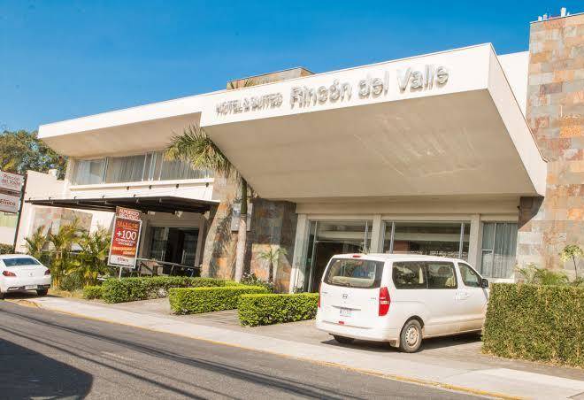 Rincon Del Valle Hotel & Suites Image