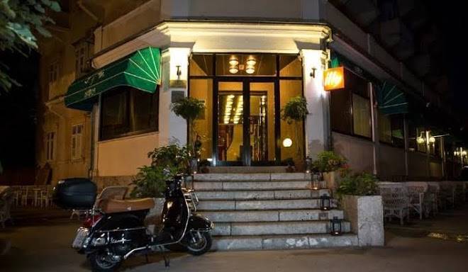 Hotel sumratin