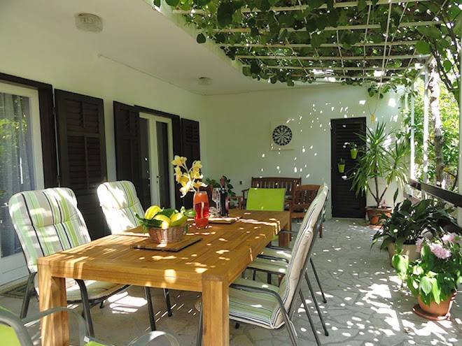 Holiday home karmen