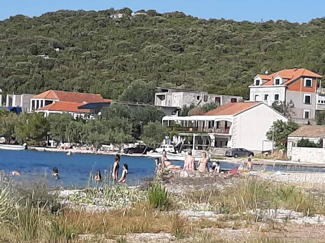 Beach luka dubrava