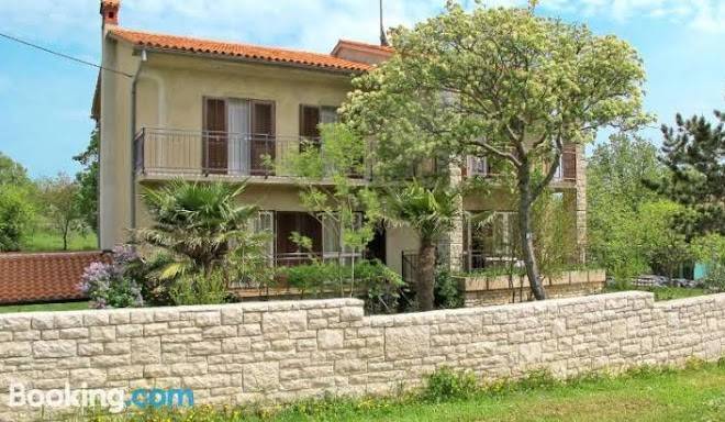 Haus renata
