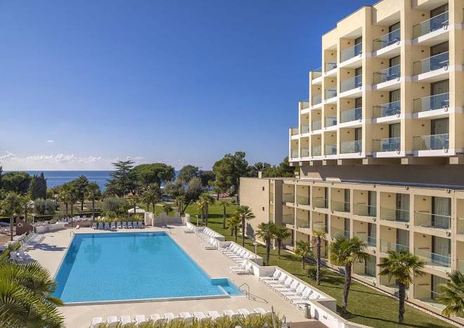 Hotel laguna materada