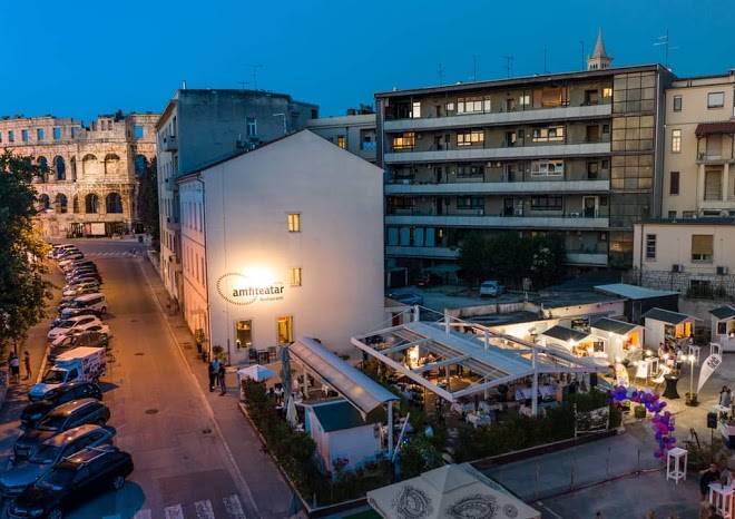 Hotel Amfiteatar Image