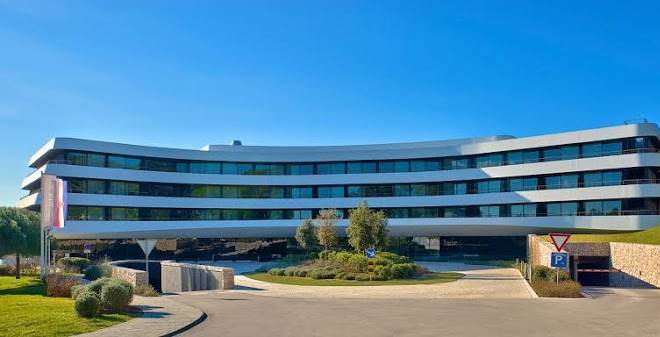 Hotel lone