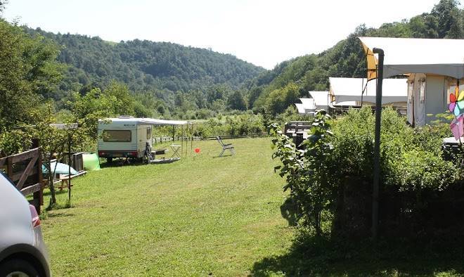 Sretanwolfholidays Image