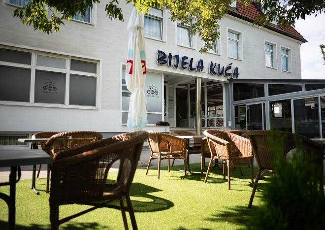 Bijela kuca