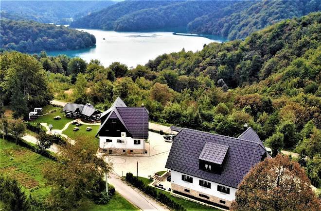 Garden Exclusive Image