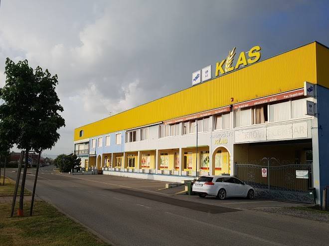 Prenociste klas