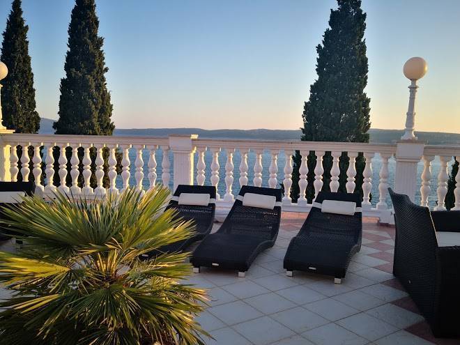 Hotel Esperanto Image