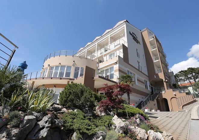 Hotel marina selce