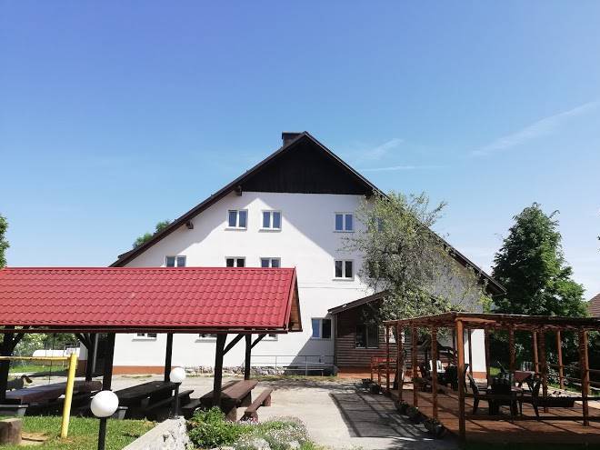 Lovacki dom arnika fuzine