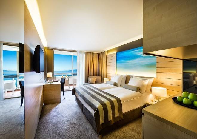 Remisens Hotel Excelsior Image