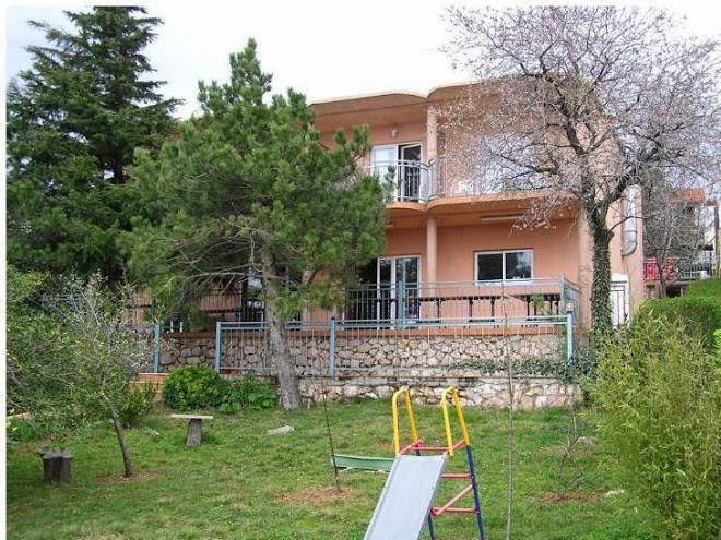 Hotel & restaurant ema