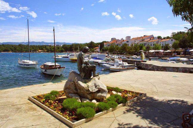Njivice resort