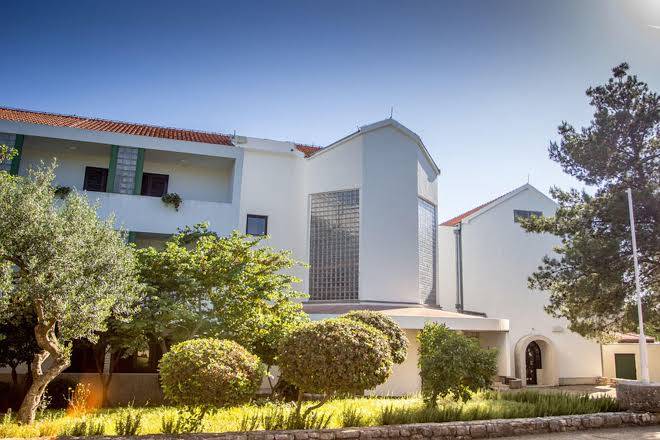 Hotel miran pirovac