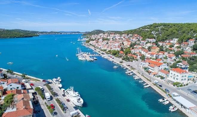 Hotel tisno